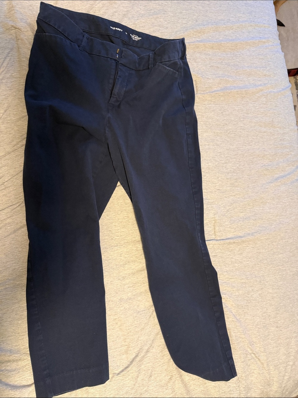 Old Navy Women's Straight Leg Pants in Navy